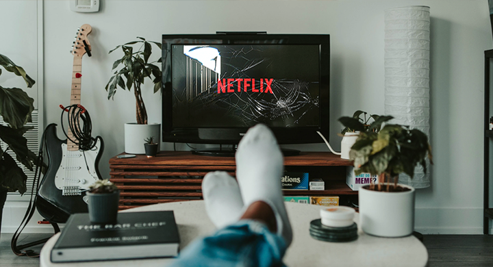 Cracked TV with Netflix Logo on the Screen - Toggle Renters Insurance