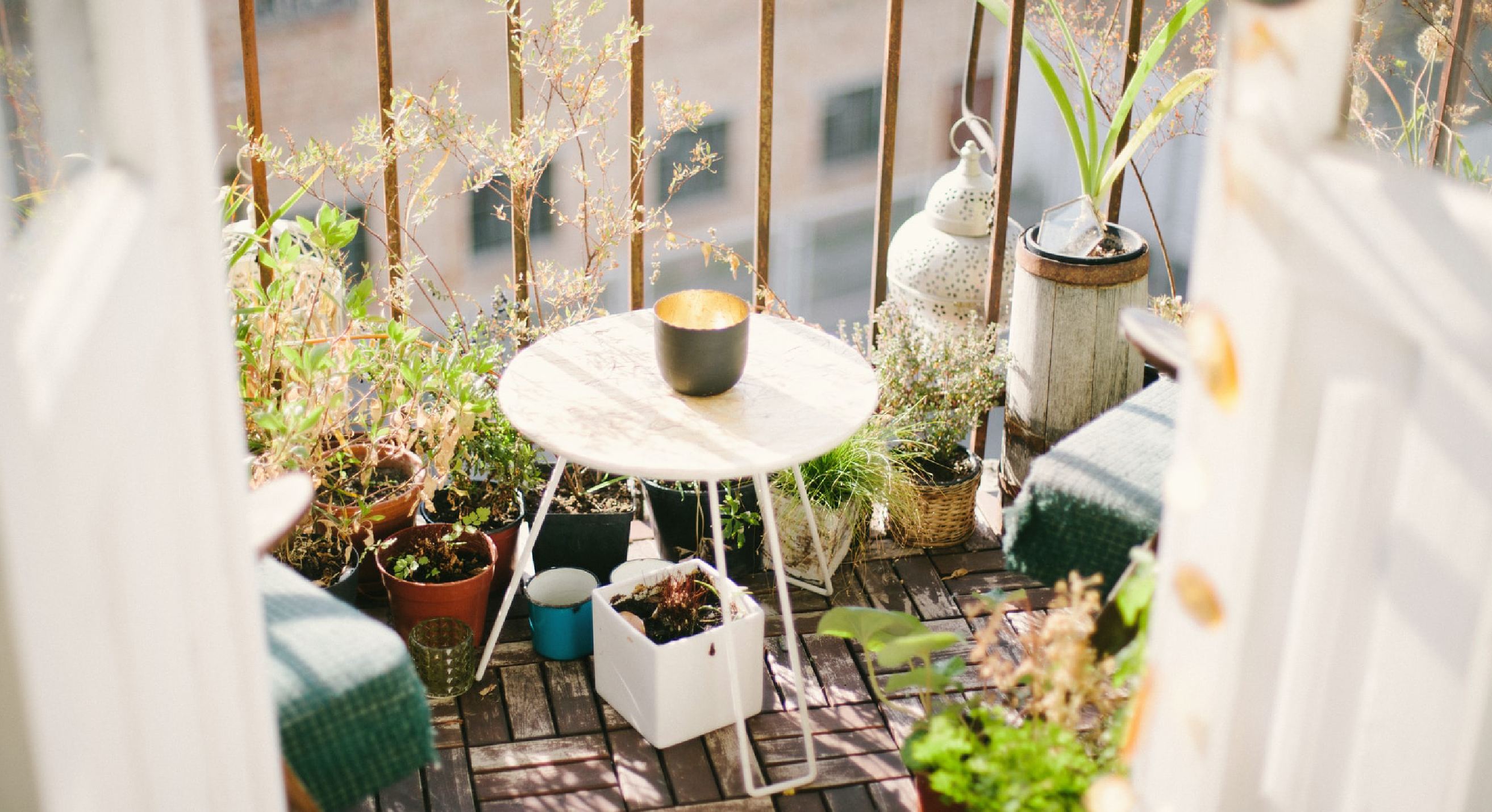 Apartment Balcony - Toggle Renters Insurance 